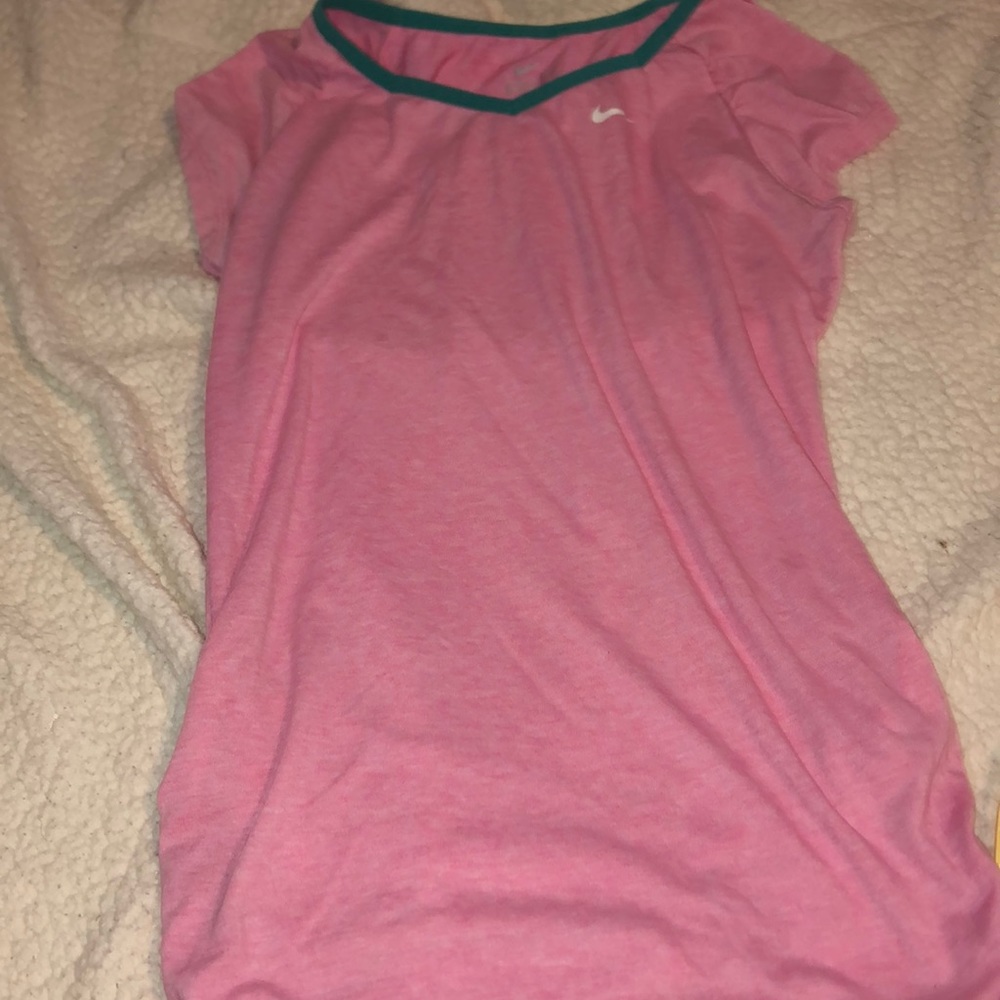 nike tee